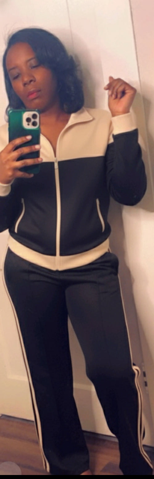 RESTOCK CREam red arrive 11/6