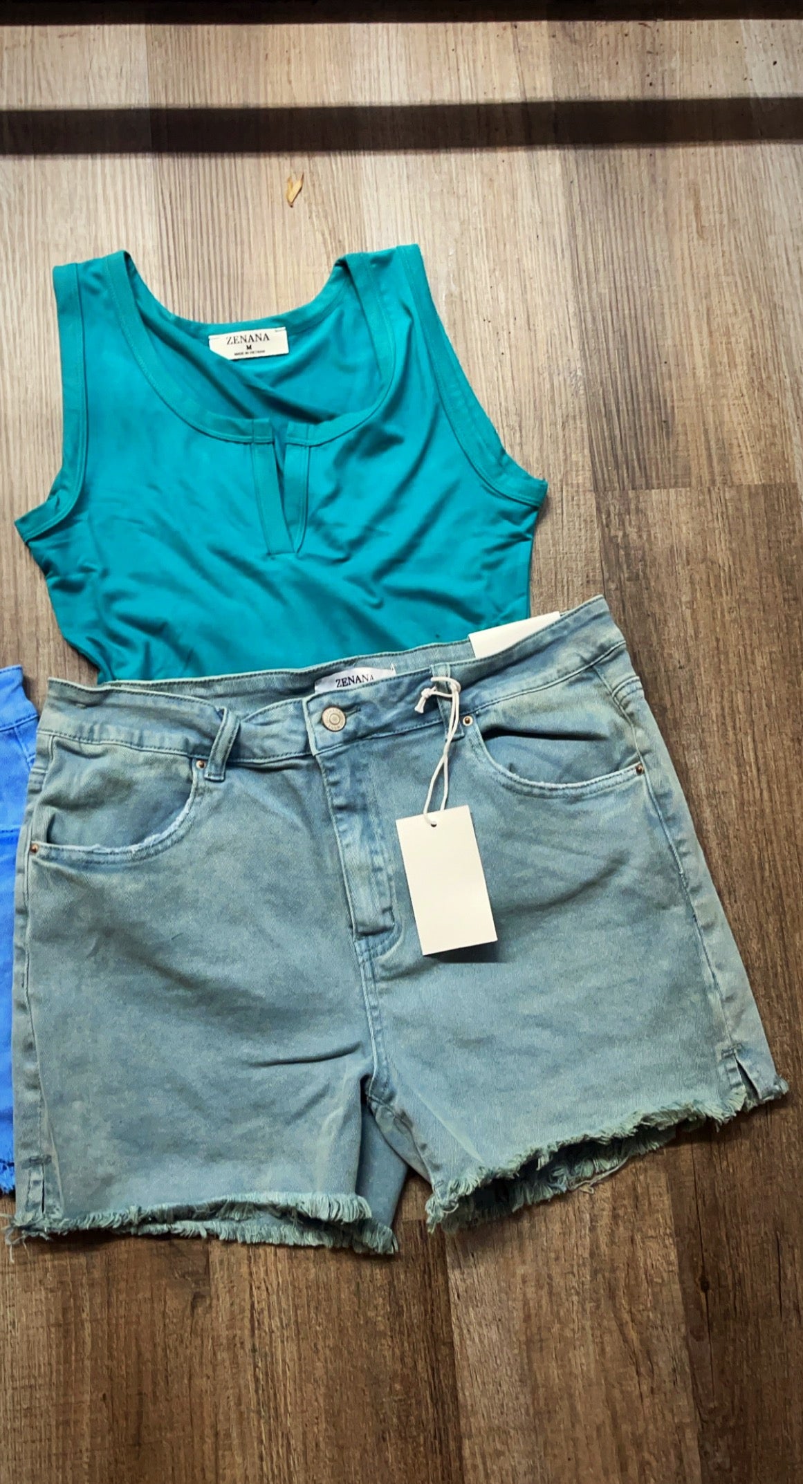Abby 1 shorts